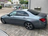 Mercedes-Benz E 220 d Autom. - - Mercedes-Benz E 220 von privat