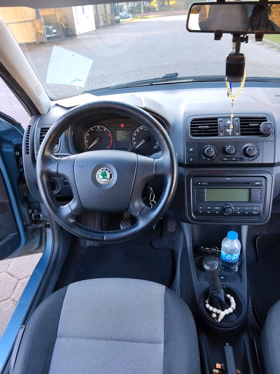 Skoda Fabia 2009 — photo 6