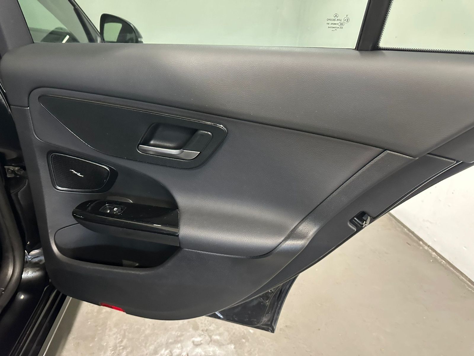 Fahrzeugabbildung Mercedes-Benz C 220 d T Autom. *HUD*AHK*MIDLINE*KAMERA*KEYLESS