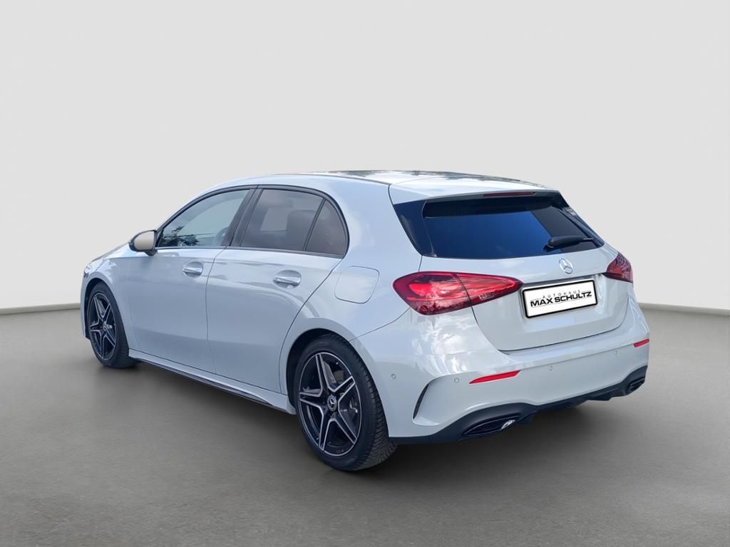 Fahrzeugabbildung Mercedes-Benz A 200 Kompaktlimousine AMG Line*Night Paket*LED