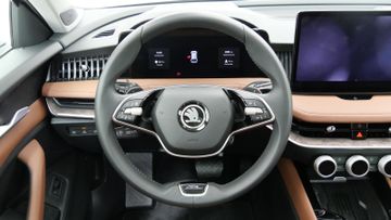 Skoda Superb Combi 2.0 TDI DSG 4x4 L&K PANO AHZV STHZ