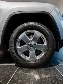 Jeep Grand Cherokee - 4