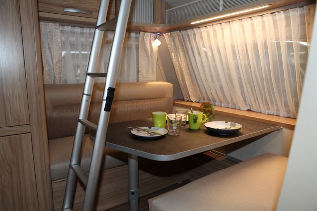 HYMER ERIBA HYMERCAR Feeling 425 SCHLAFDACH AUTARK