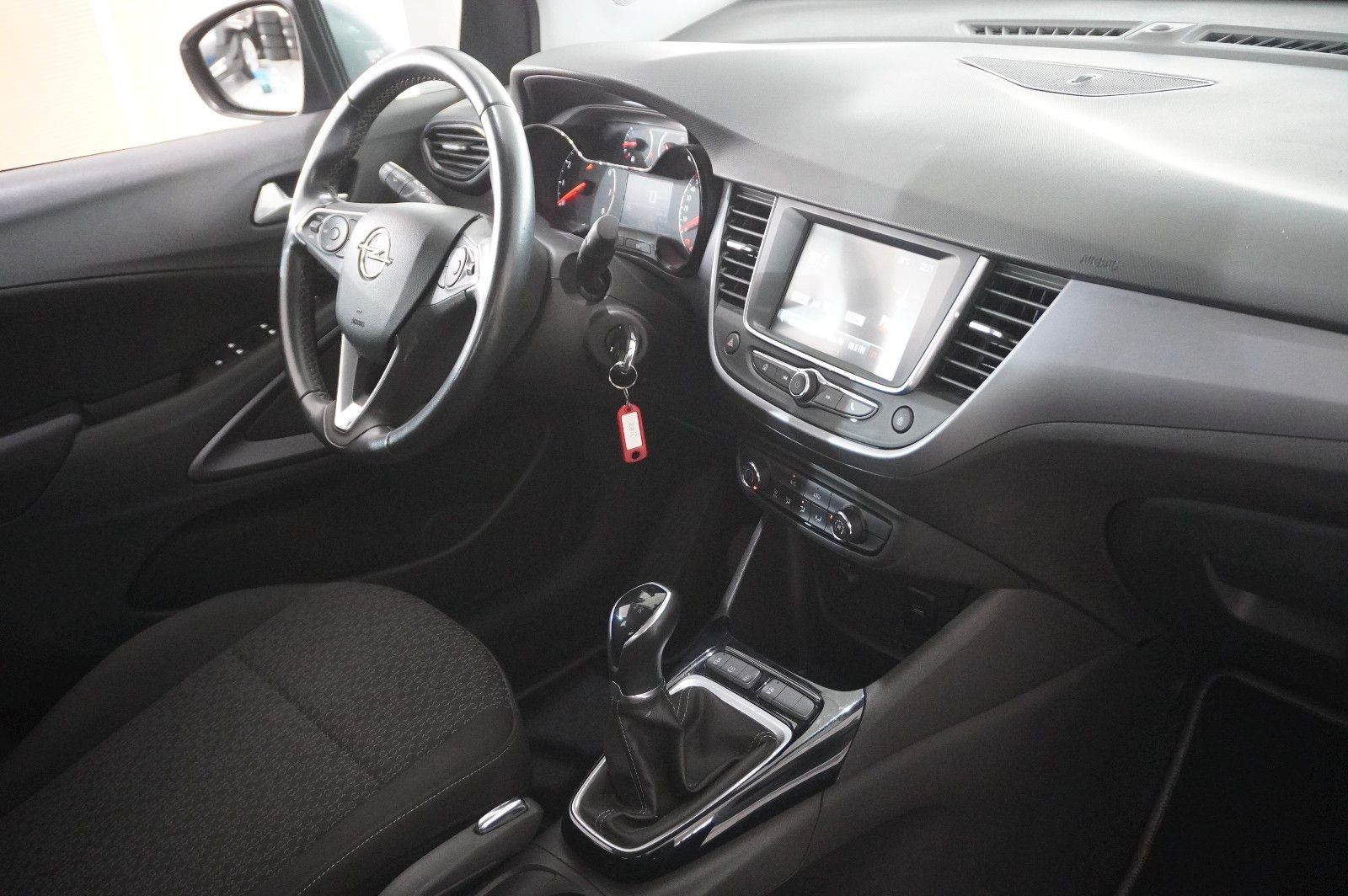 Fahrzeugabbildung Opel Crossland (X) 1.2 EDITION NAVI/LED/TEMP./DAB+