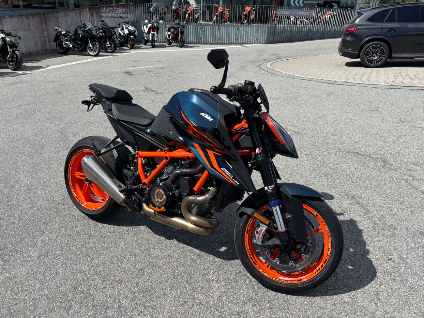 Fahrzeugabbildung KTM 1290 Super Duke R Evo Tech Pack