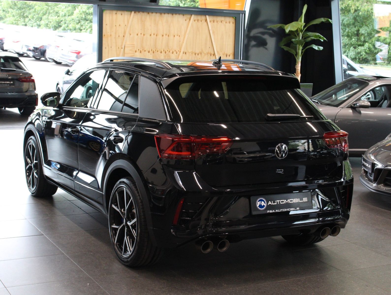 Fahrzeugabbildung Volkswagen T-Roc 2.0 TSI DSG 4MOTION R*NP 68k