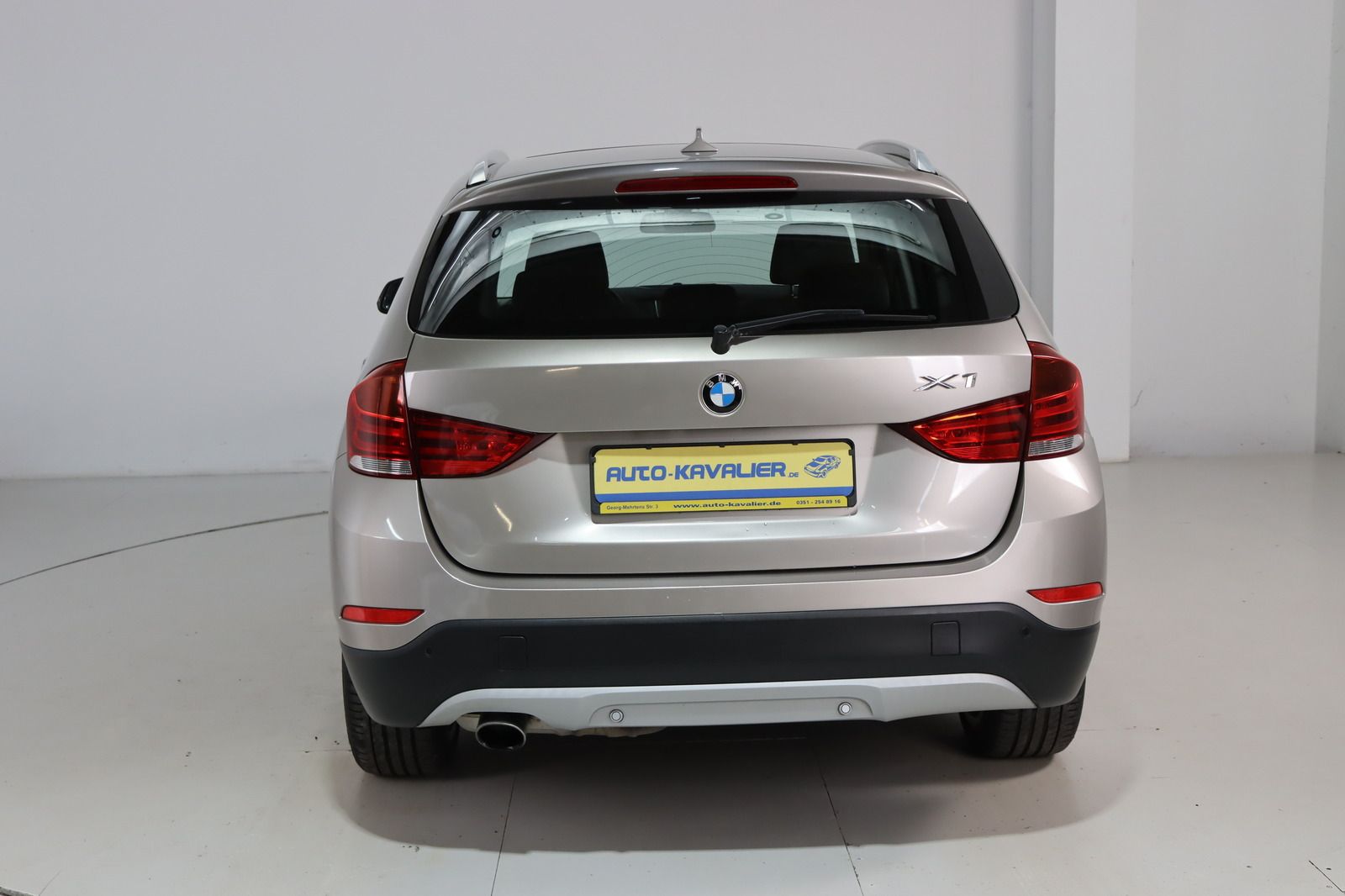 Fahrzeugabbildung BMW X1 18i * X-Line * Xenon * Sitzhzg.