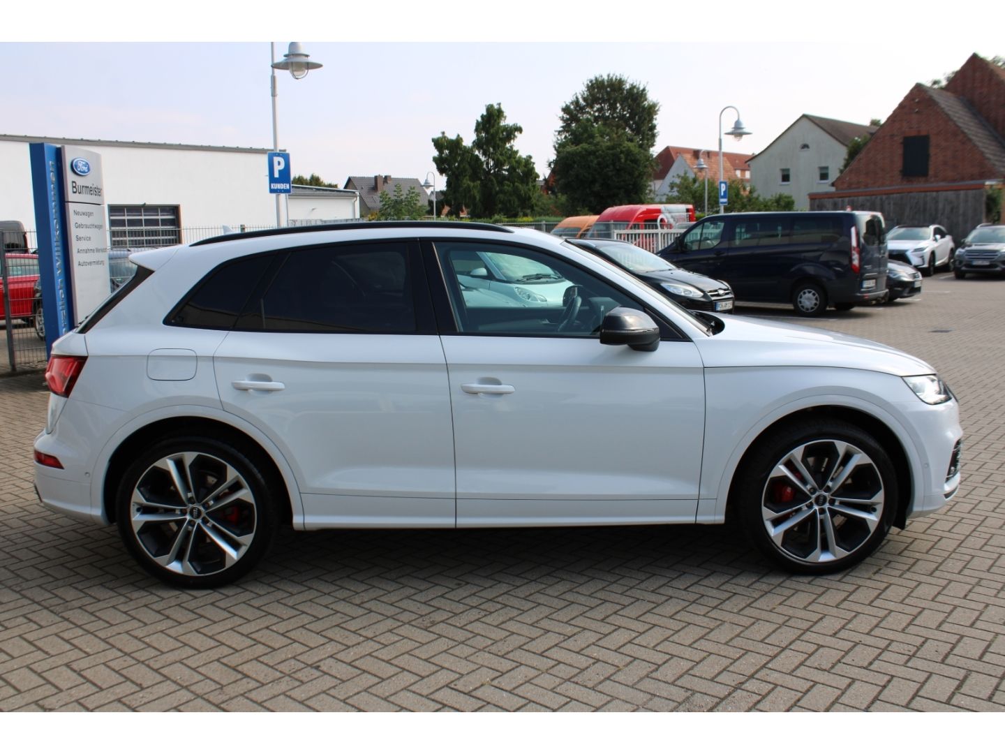 AUDI SQ5 3.0TDI quattro Matrix Pano B&O StHzg 8fach A - Image 6