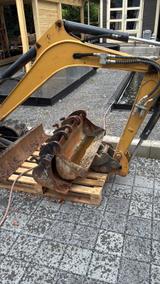 CAT 301.4C - CAT 301
