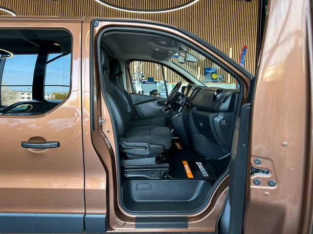 Opel Vivaro B Combi 2,7t *8Sitzer*Navi*AHK*Klima*