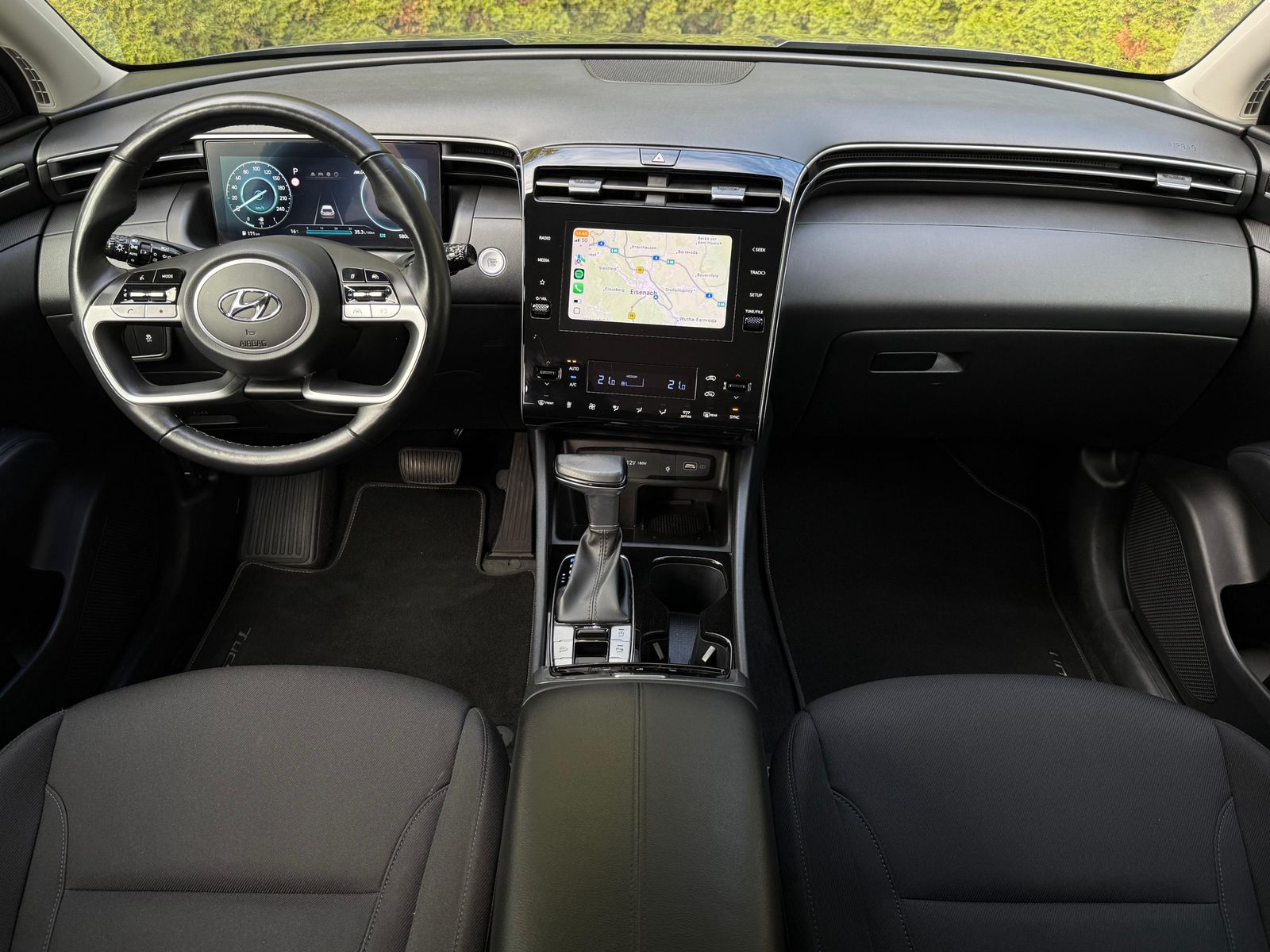 Fahrzeugabbildung Hyundai Tucson 1.6 T-GDI DCT 2WD LED+SHZ+KAM+CARPLAY+DAB