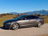 Jaguar XF  3.0d V6 R-SPORT  300PS 20 ZOLL PANO/AHK/UVM! - Jaguar XF: 3.0