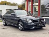 Mercedes-Benz C 220d Lim*LED*PANORAMA*360°KAMERA*NAVI* - Mercedes-Benz C 220: C220d