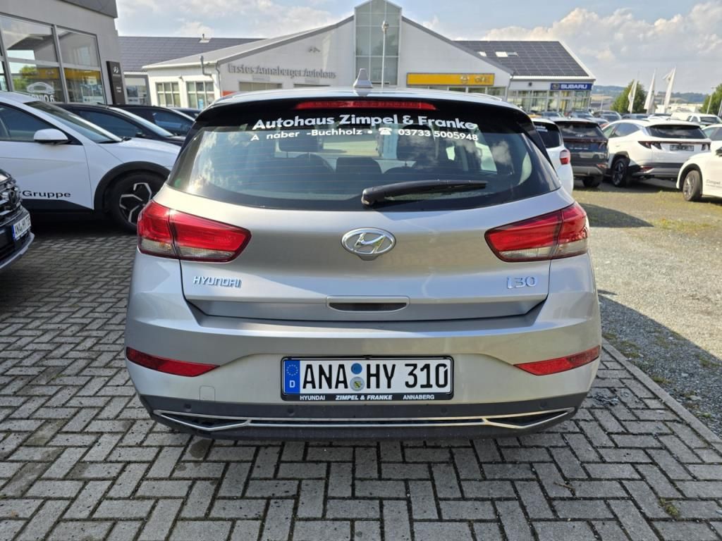 Erstes Annaberger Autohaus -  Hyundai NEW i30 5 türer 1.0 120 PS Trend - Bild 6