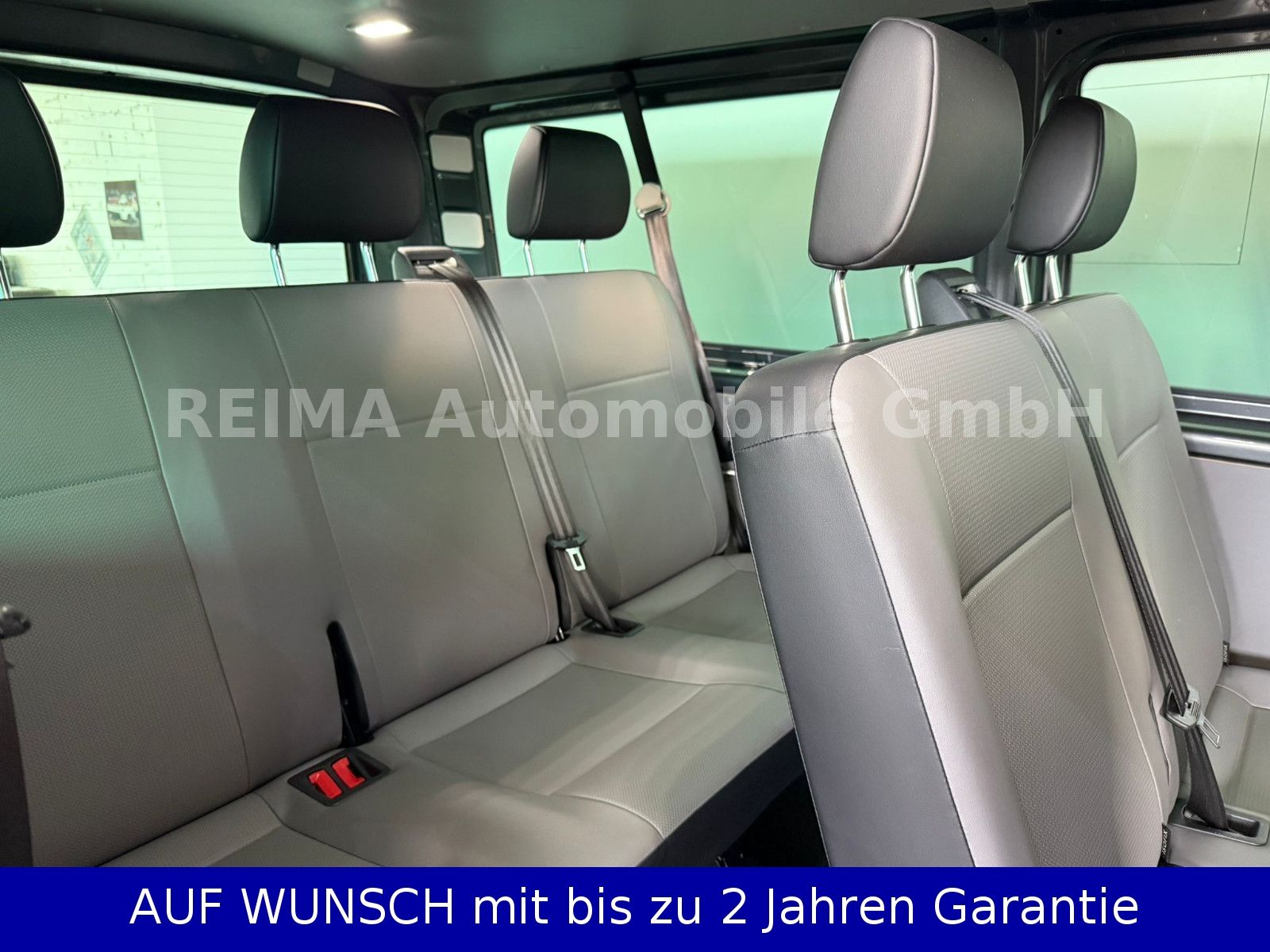 Fahrzeugabbildung Volkswagen T6.1 Bus 2,0 Diesel L 2, 9 Sitzer, Automatik