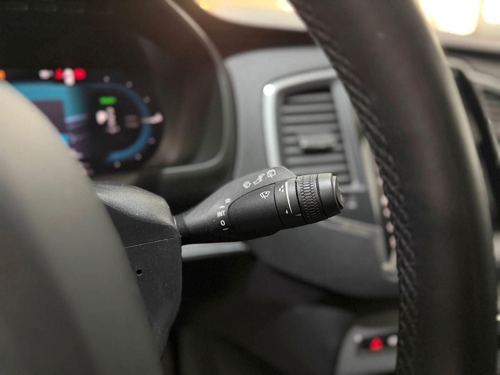 Volvo XC90 T8 Plug-In Hybrid AWD 1.Hand|7 Sitze|Leder