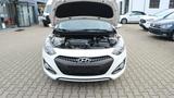 Hyundai i30 1.6 GDI Coupe Design*1-Hand*Xenon*HU/AU neu* - Hyundai i30 mit Benzin-Antrieb: Sportwagen