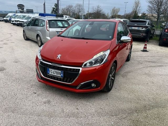 Peugeot 208 BlueHDi 75 5 porte Allure