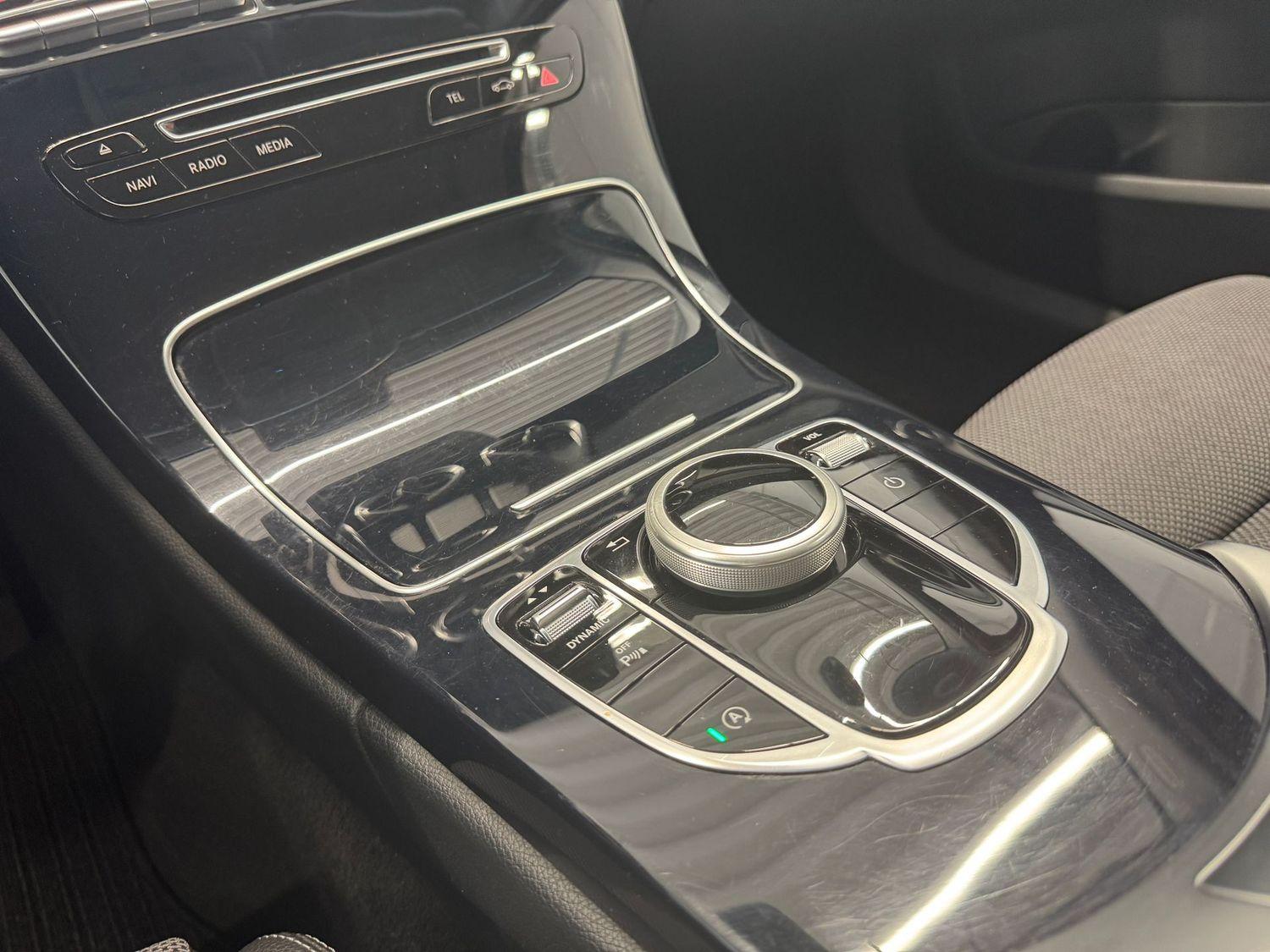Mercedes-Benz C 180 CGI T Avantgarde LED Automatik 