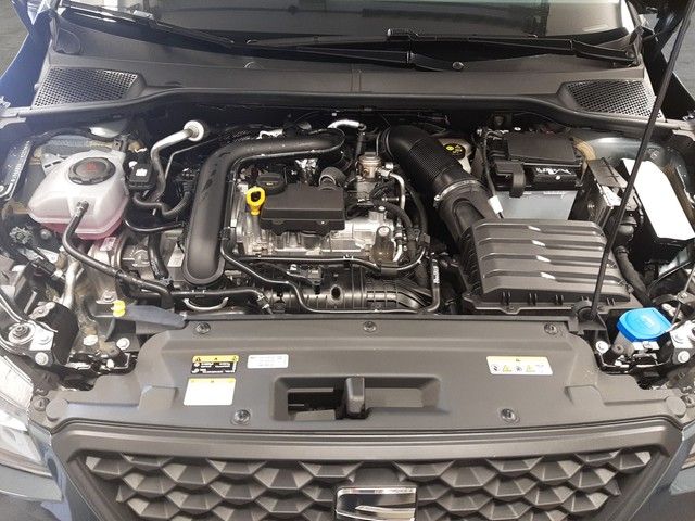 Fahrzeugabbildung Seat Arona Style 1.0TSI LED SitzHz 18"Alu Klimaaut.