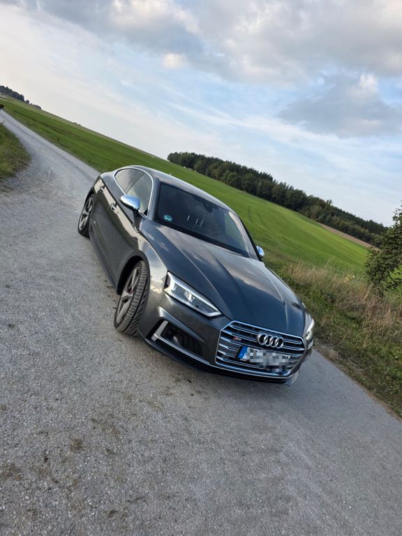 Image of Audi S5
