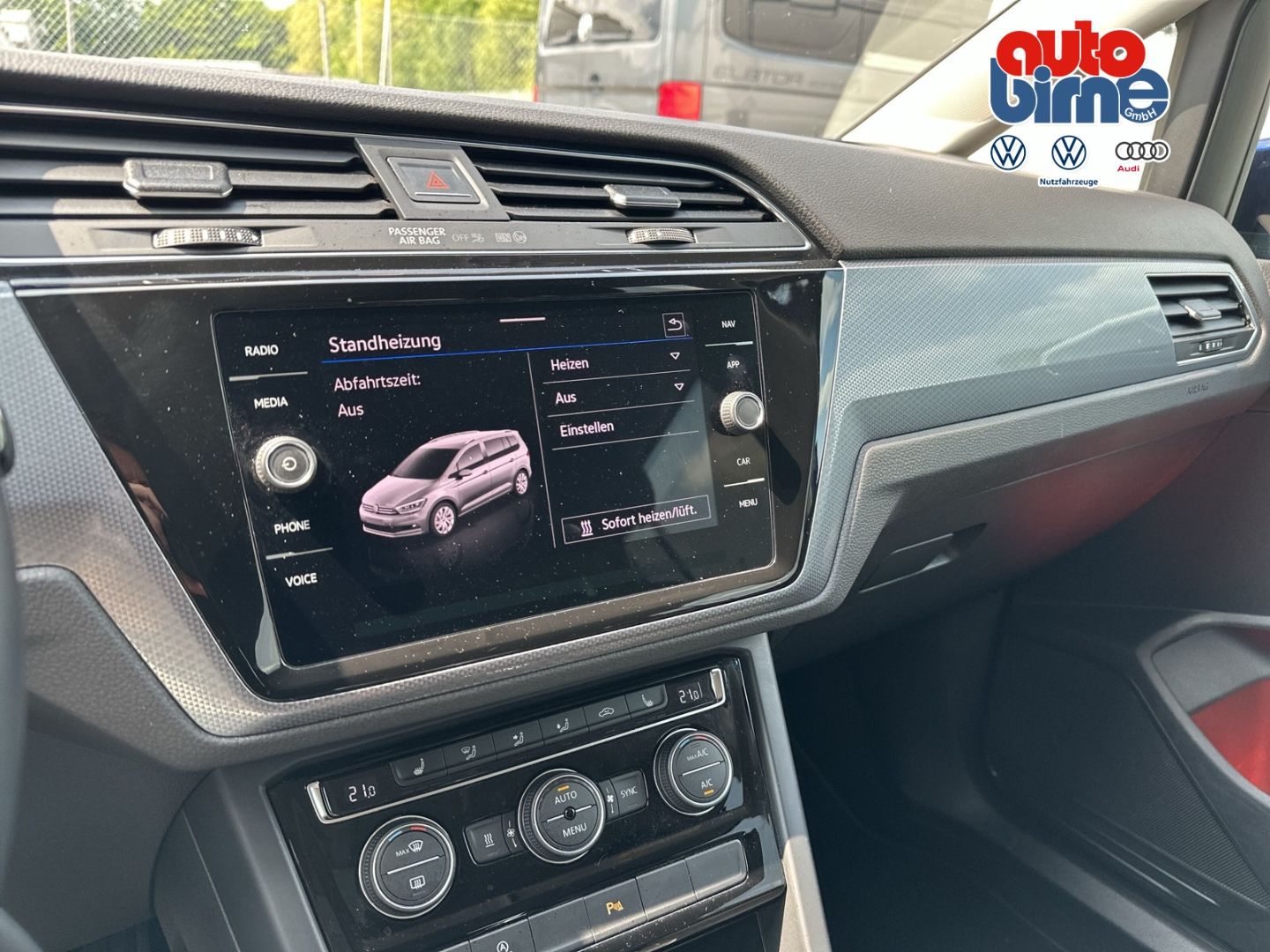 Touran 1.5 TSI DSG Active 7-Sitze StandHZG Navi 