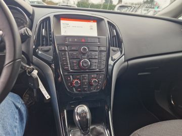 Bild 17 Opel Astra J Lim. 5-trg. Exklusiv