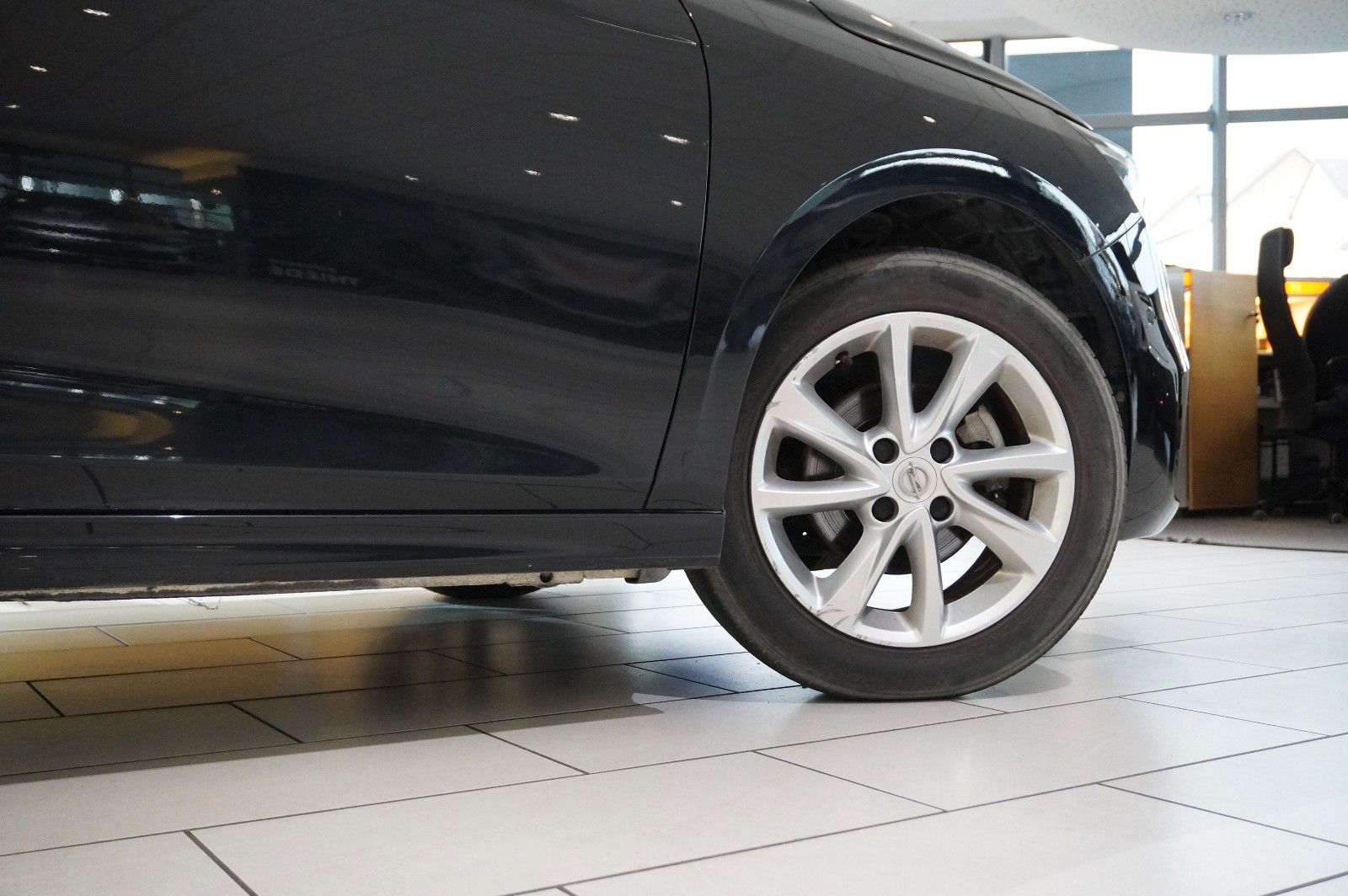 Fahrzeugabbildung Opel Corsa F 1.2 ELEGANCE NAVI/LED/KAMERA/SPORT/DAB+