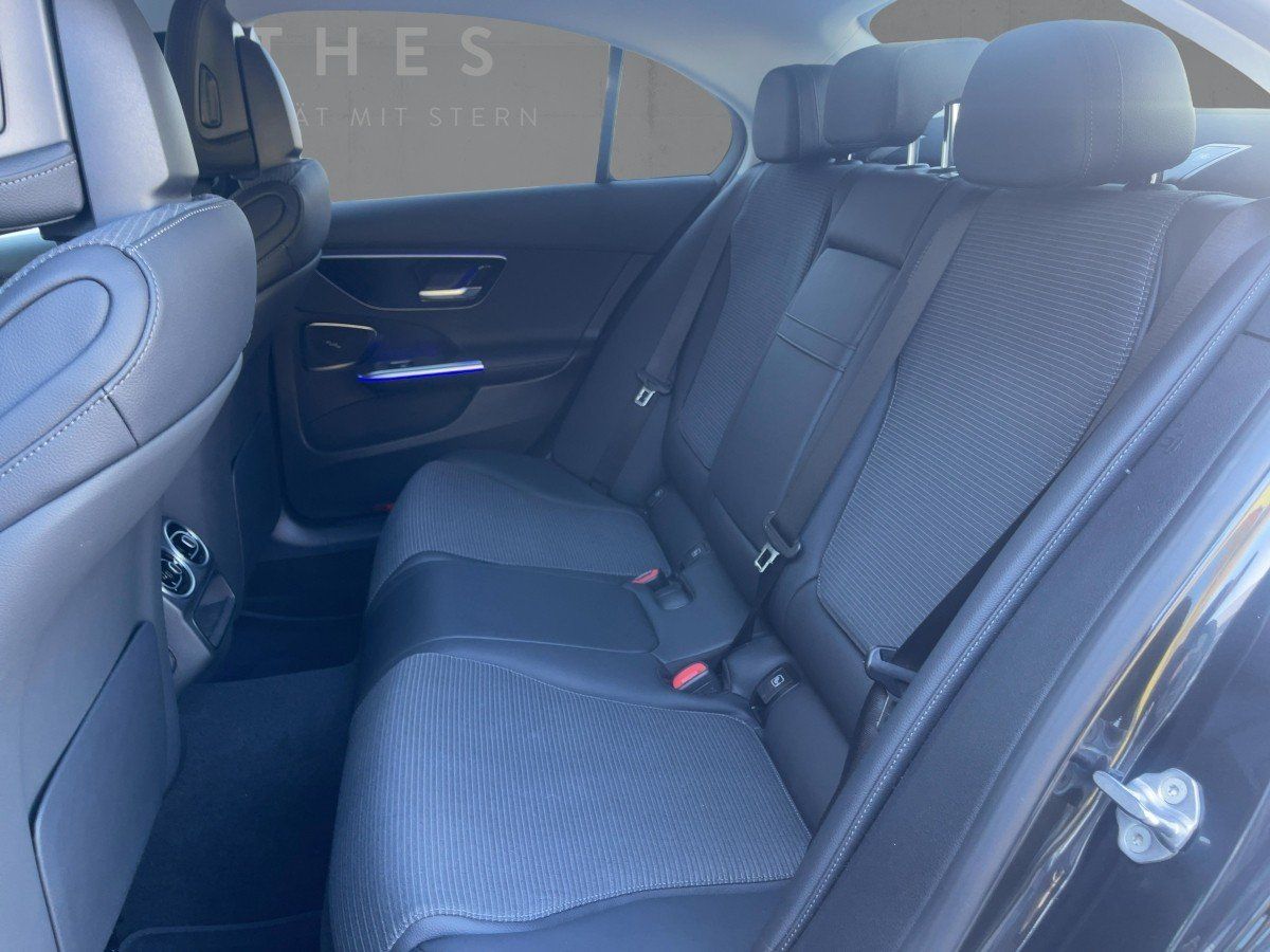 Fahrzeugabbildung Mercedes-Benz C 300 4M Night/360°/Dig.-Light/Tempomat