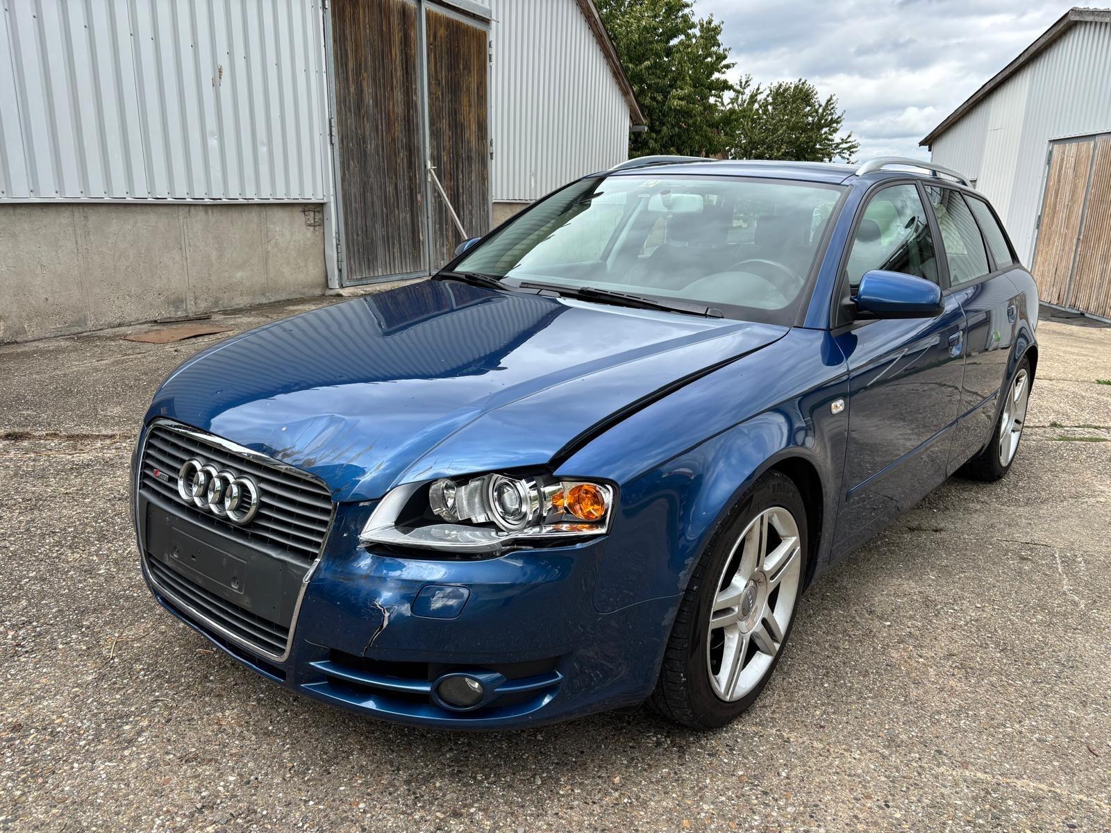 Audi A4 2006 — вигляд ззаду