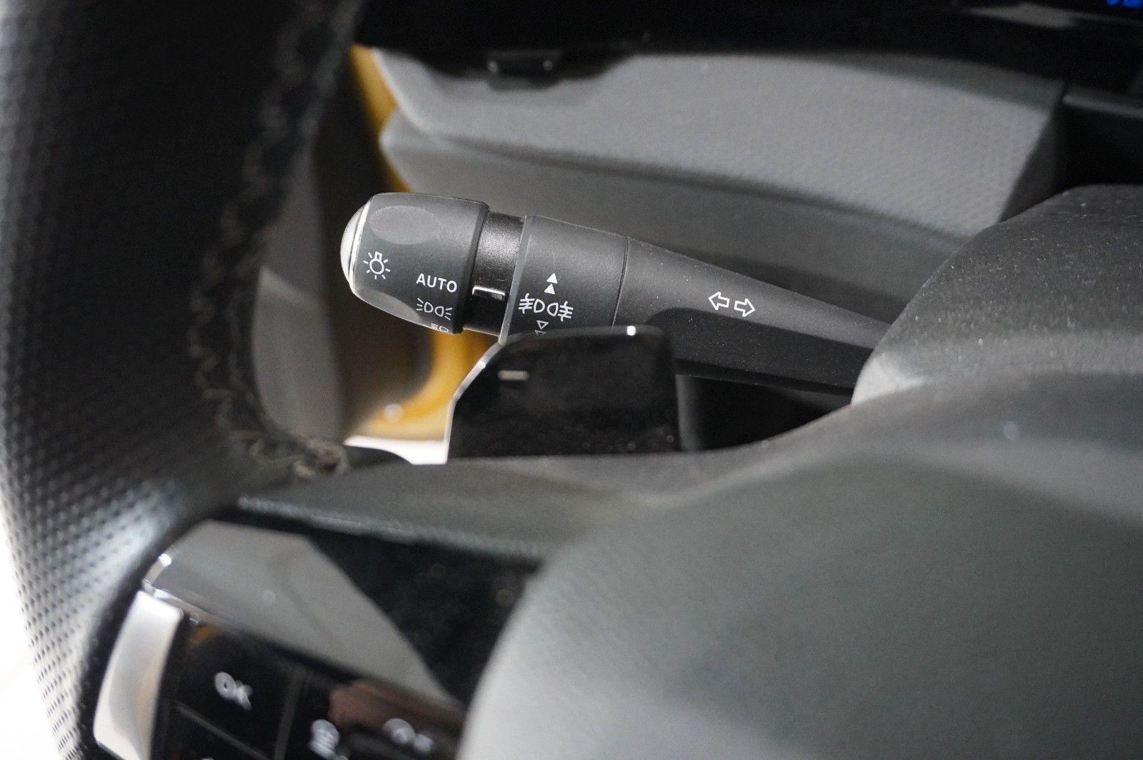 Fahrzeugabbildung Opel Astra L Lim. 1.6 HYBRID GS SPORT NAVI/360°/SPORT