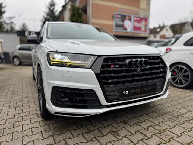 Audi SQ7 4.0 TDI Quattro*NACHTSICHT*PANO*AHK*4xSHZ