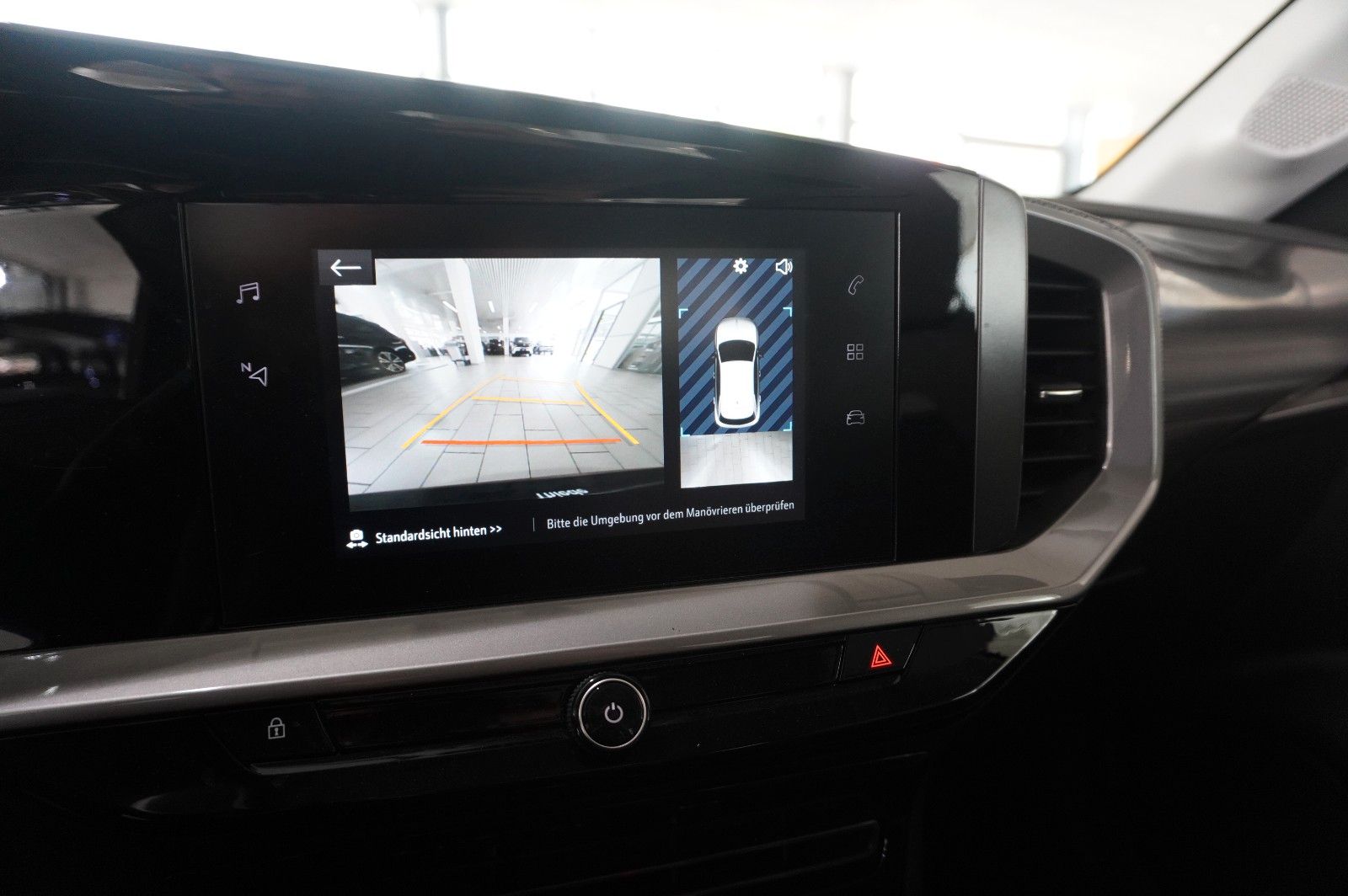 Fahrzeugabbildung Opel Mokka ELEGANCE 1.2T NAVI/LED/KAMERA/SPORT/SH/DAB