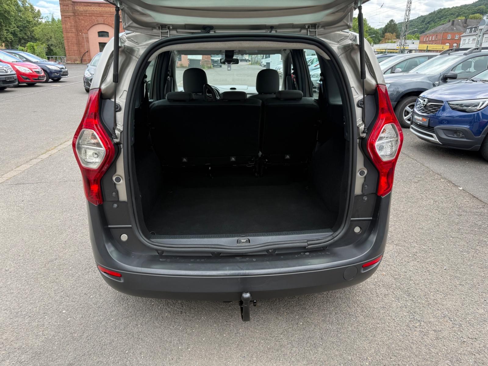 Dacia Lodgy 2013 — photo 18