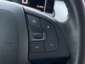 Citroën C4 Cactus C-Series 1.2 PT110 °PDC°SHZ°AAC°NSW°