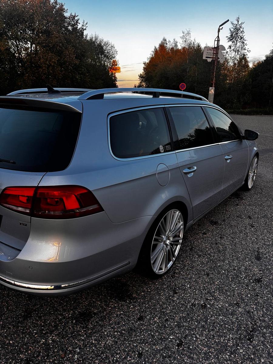 Volkswagen Passat 2011 — photo 9