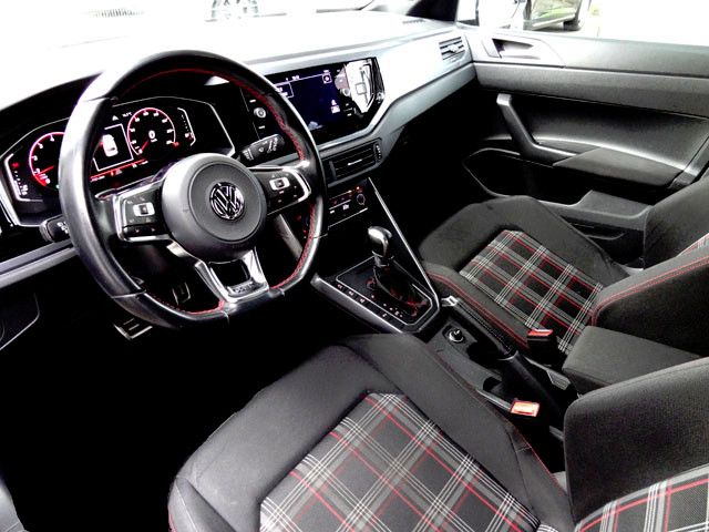 Fahrzeugabbildung Volkswagen Polo VI GTI+LED+Navi+SHZ+PDC+ACC+Klimaaut.+BT