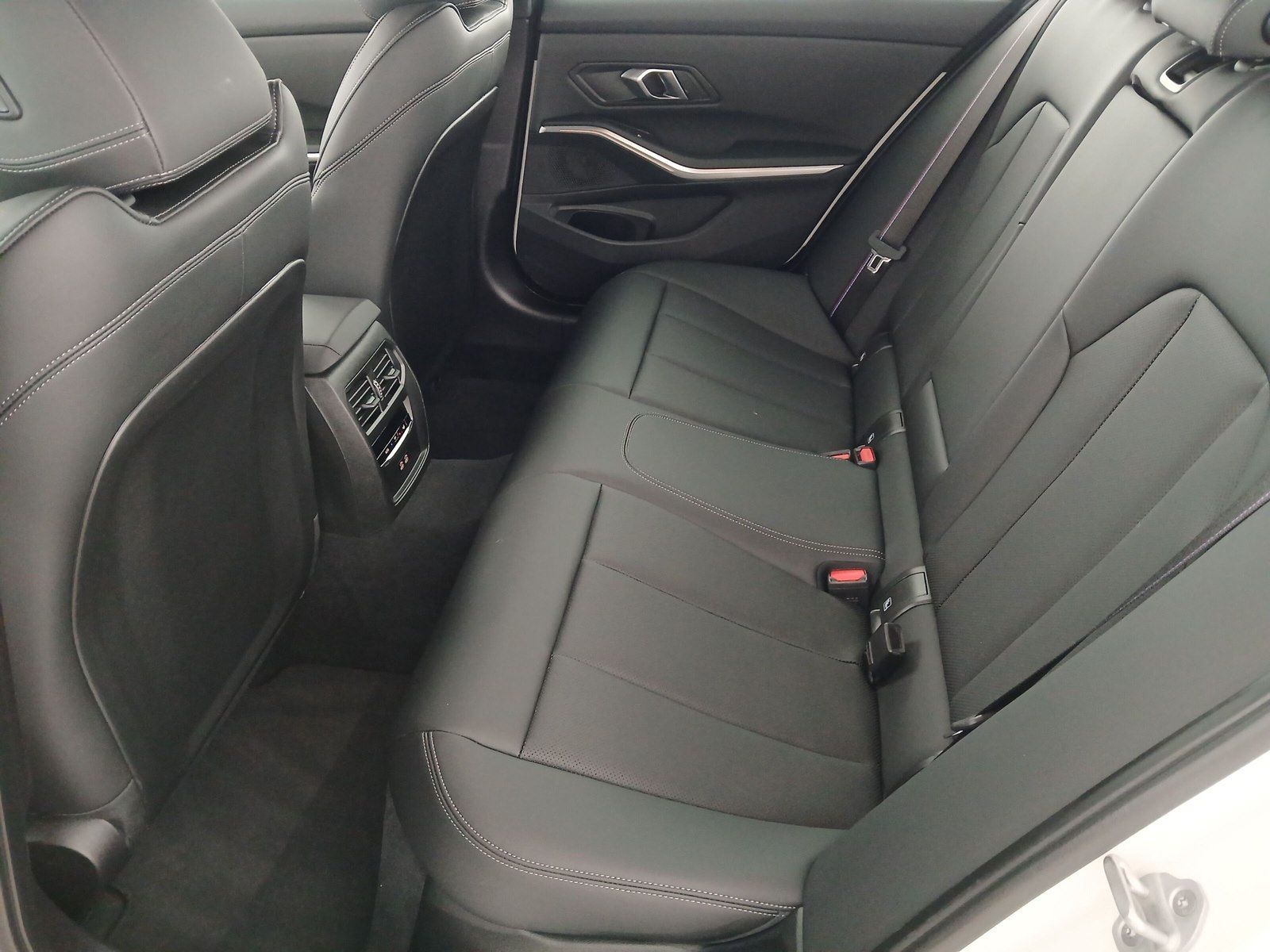 BMW 320 - Bild 12