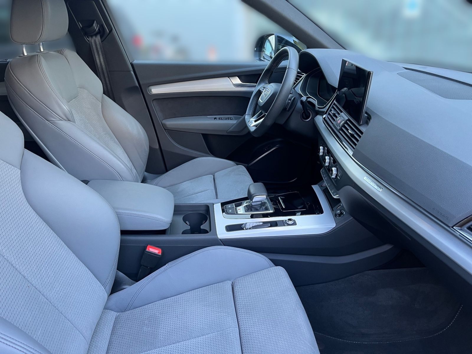 Audi SQ5 - Bild 13