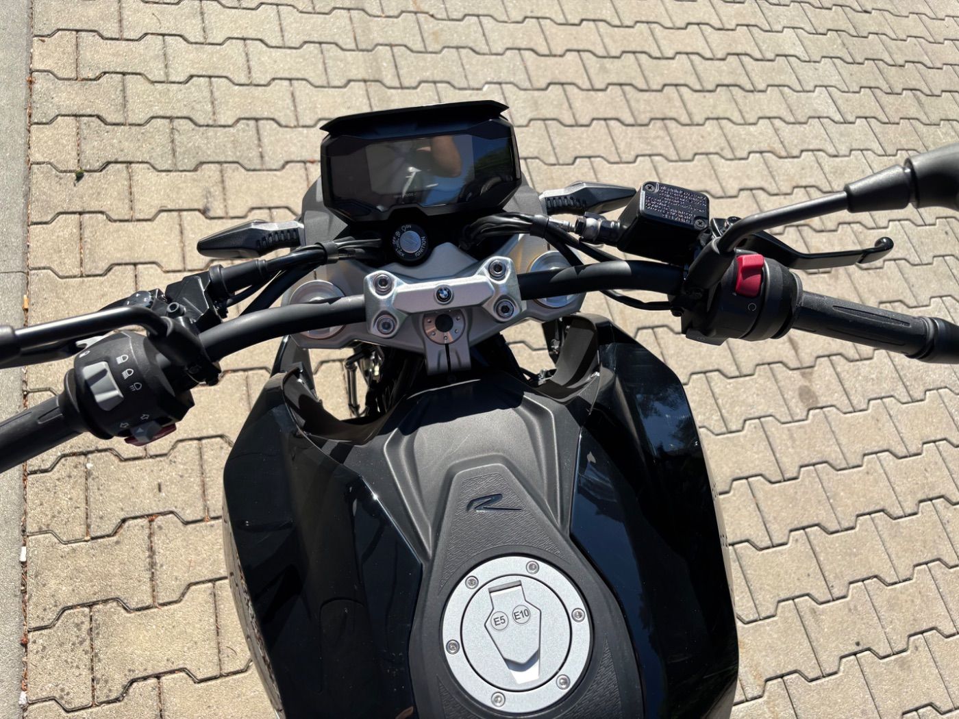 Fahrzeugabbildung BMW G 310 R