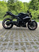 Triumph Street Triple 675 / TOP Zustand/ Sportauspuff - TRIUMPH 675