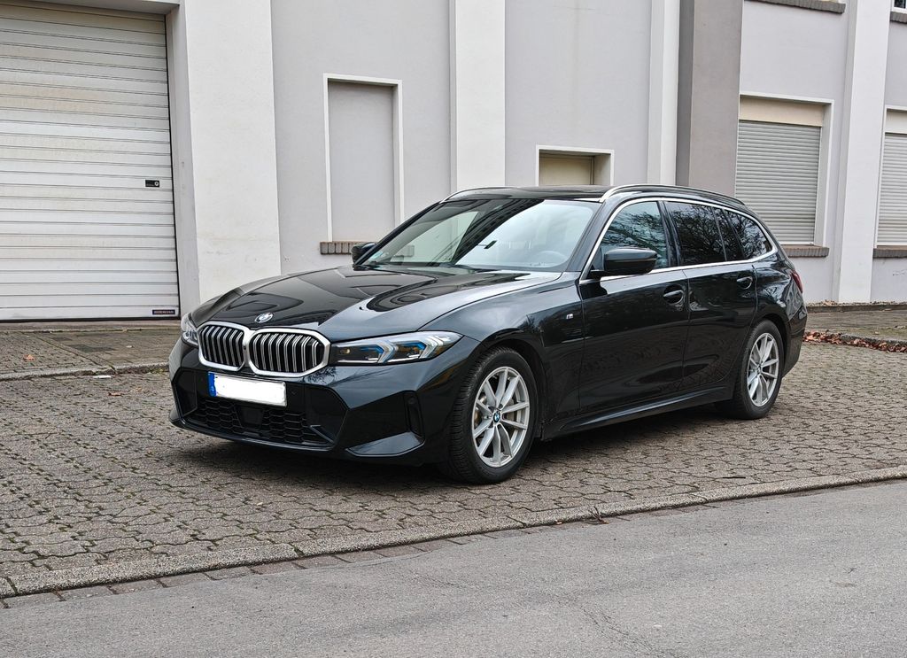 BMW 330