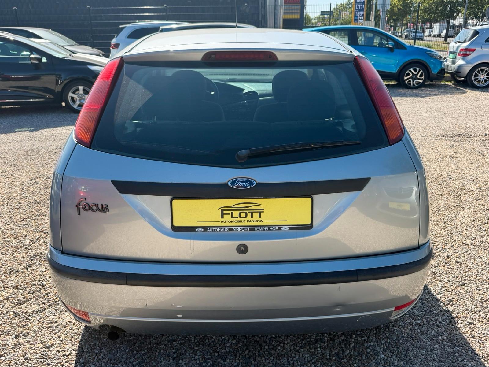 Ford Focus 2004 — photo 6
