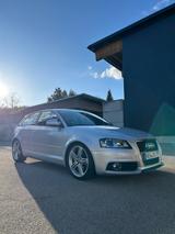 Audi A3 8P 2.0 TFSI Ambiente, 3x S Line, BOSE SOUND  - Audi A3 aus 2010: 2.0
