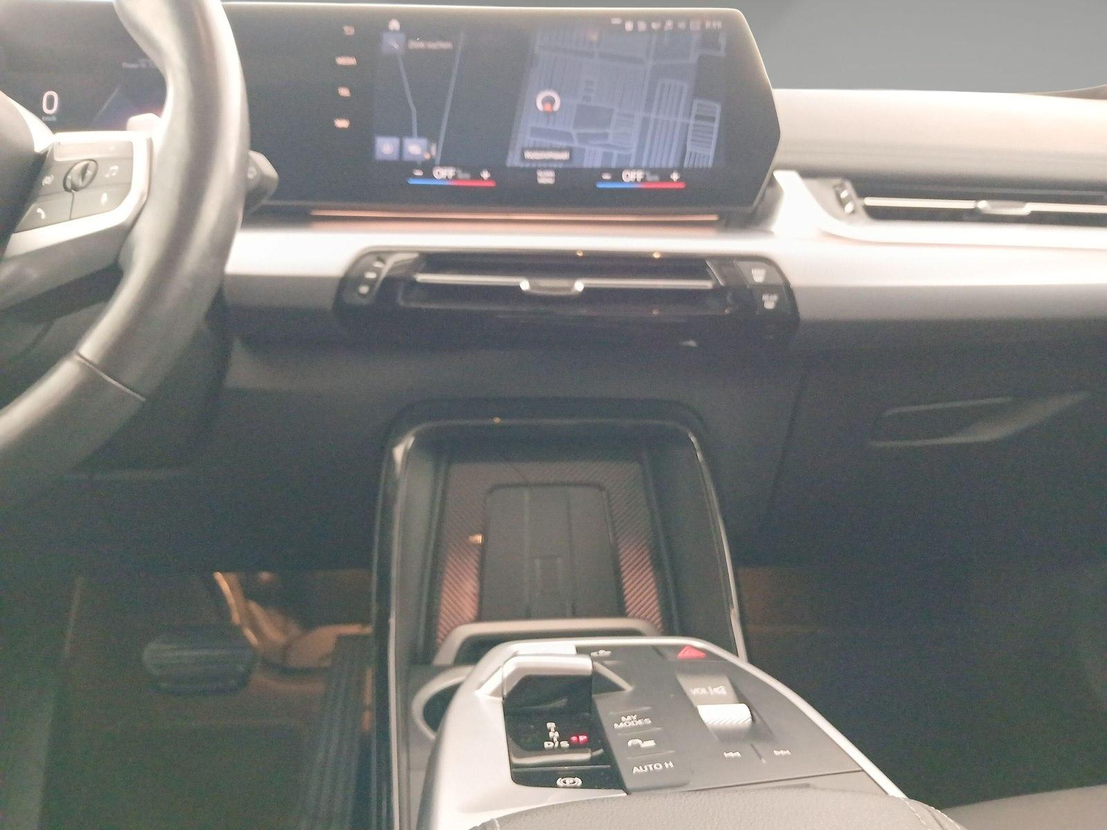 BMW X1 sDrive18i Kamera LED Sitzheizung Alarm, миниатюра 10