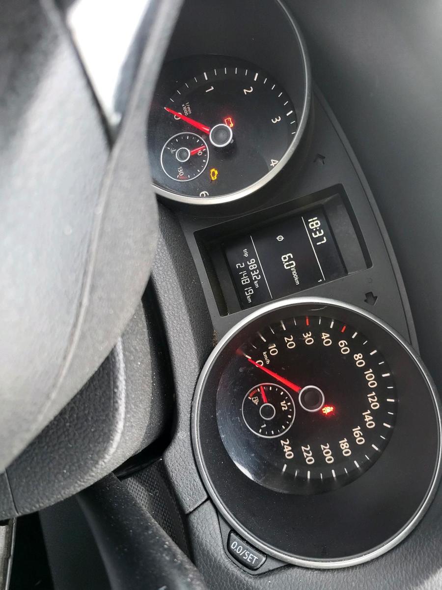 Volkswagen Golf 2011 — photo 13