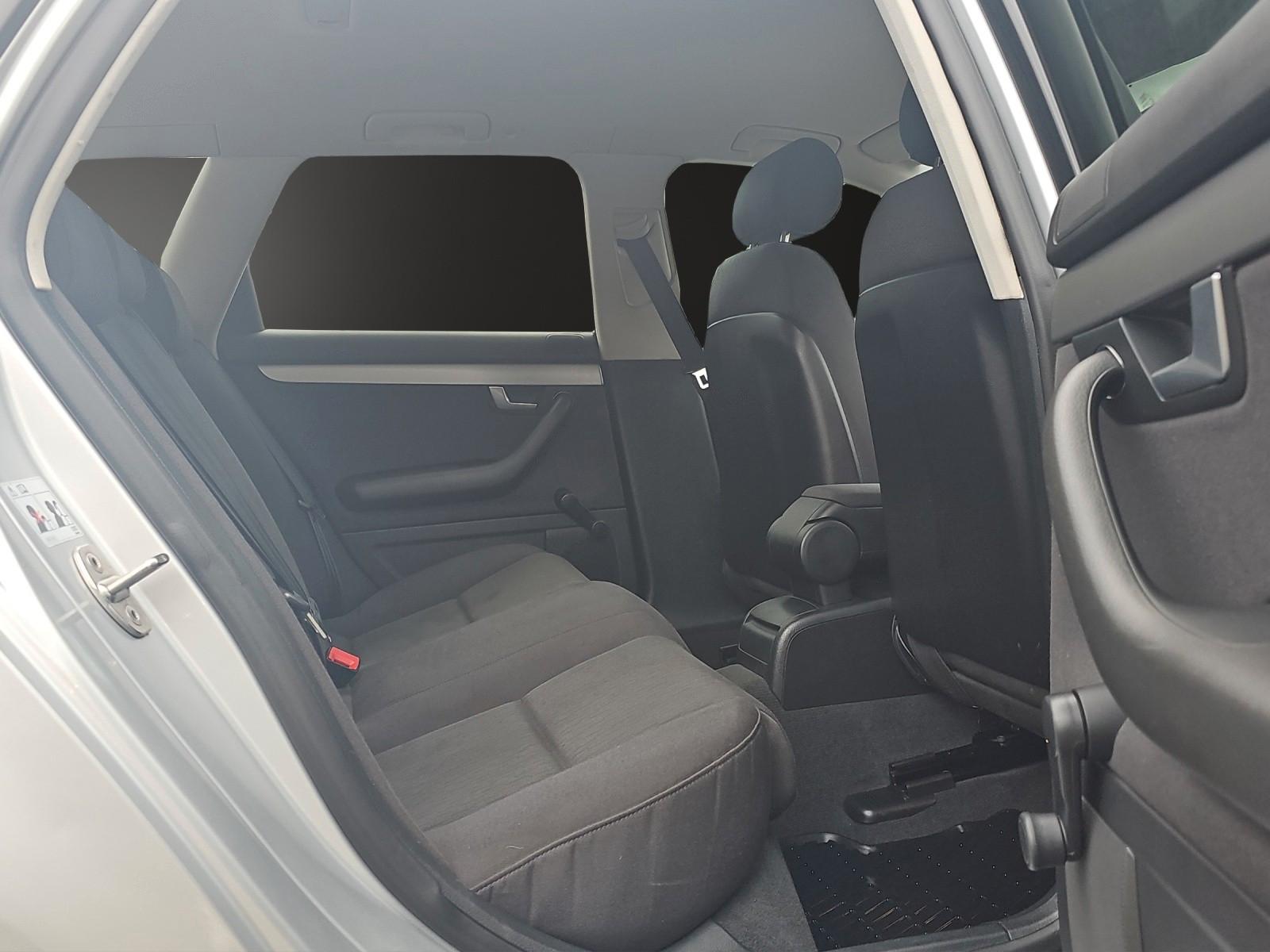 Audi A4 2006 — photo 22
