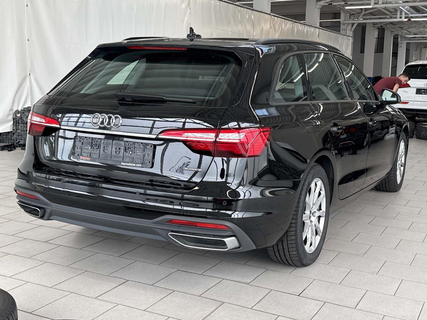 Audi A4 quattr LED*VollLeder*Panorama*NaviTouch*Sound, миниатюра 4