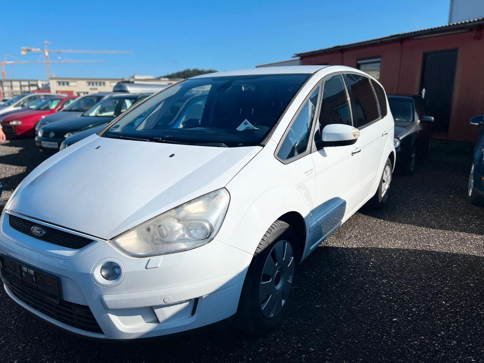 Ford S-Max Titanium