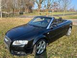 Audi A4 1.8 T Cabriolet - - Audi A4 aus 2009: Cabrio